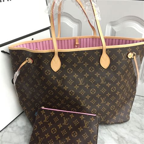 neverfull tote louis vuitton